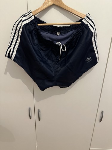 Adidas shorts glanz - adidas,