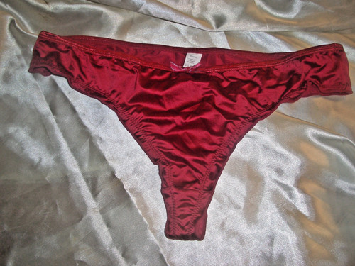 Erotischer pin glanz nylon - pin, up